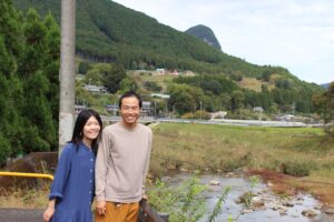 猫と田舎暮らしを満喫する元花火師夫婦